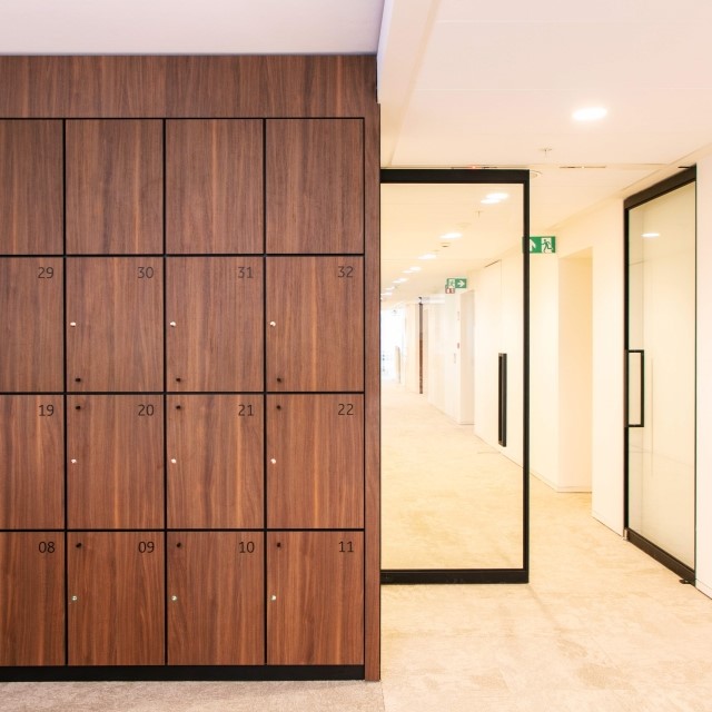 Lorenzo walnut brown in renovation of The Marnix